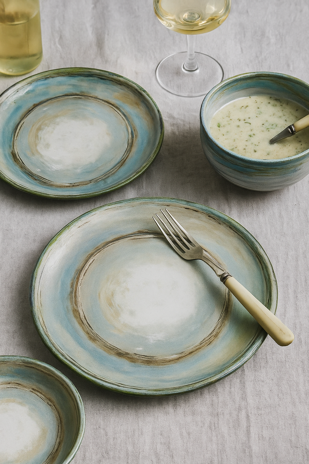 طقم عشا ٢٤ قطعه تركي يكفي ٦ اشخاص